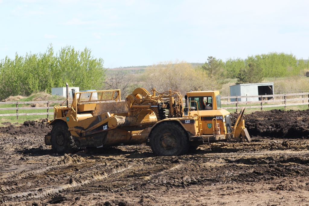 Rock Trucks dirt moving